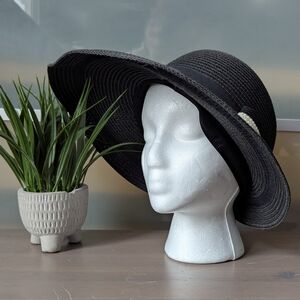 Elegant Black Women's Sun Hat